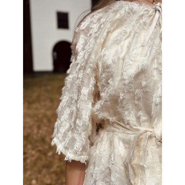Smashed Lemon Smashed Lemon Myrana feather dress beige