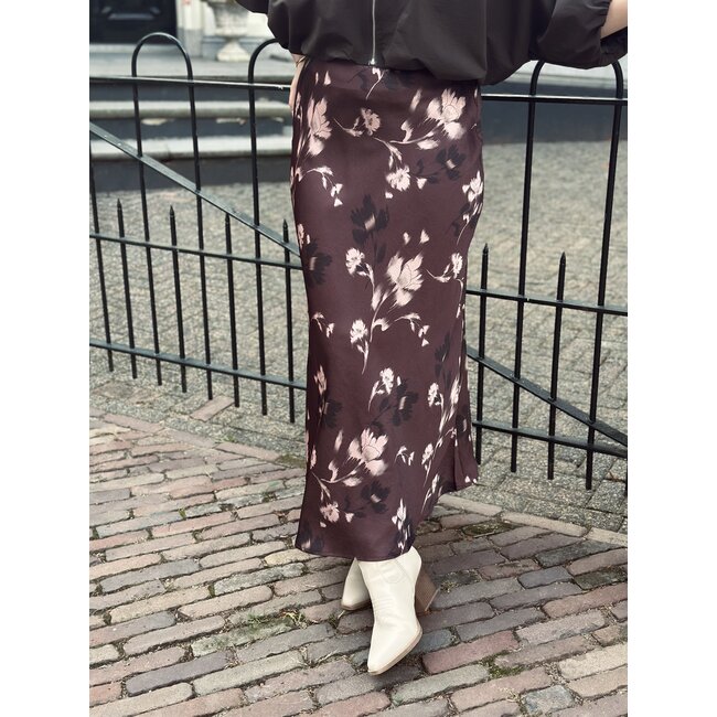 Sisters Point Sisters Point Tamara satin skirt brown/pink flower print