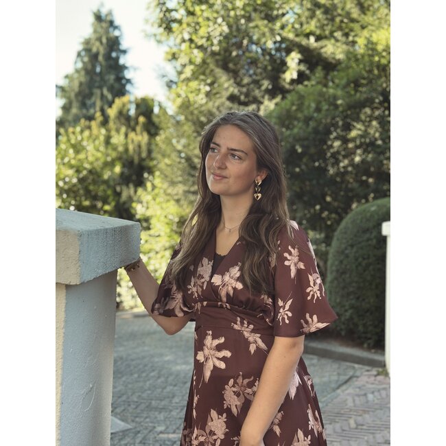 Sisters Point Sisters Point Danique satin dress brown flower print