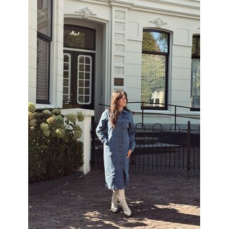 Sisters Point Sisters Point Odette long denim dress blue