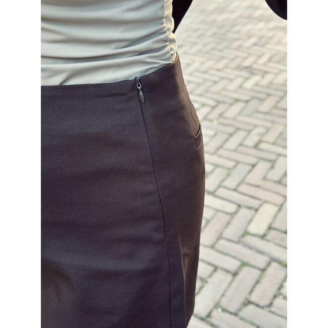 Sisters Point Sisters point Annenel skirt dark brown
