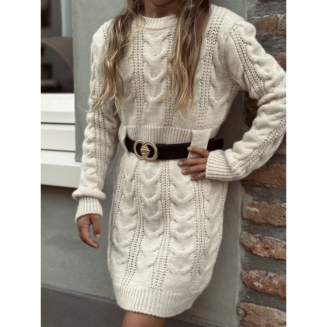 Aniek dress knitted with belt beige
