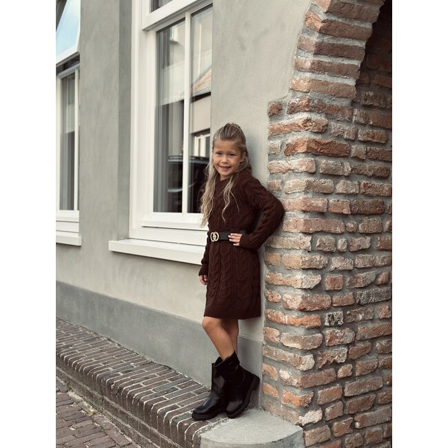 Aniek dress knitted with belt brown