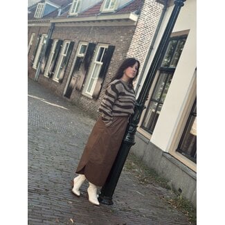 Ze-Ze Ze-Ze Jitske long skirt brown