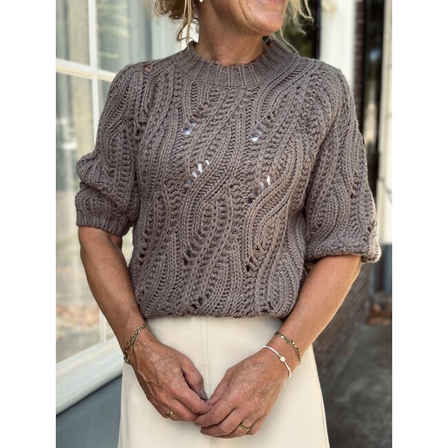 Sisters Point Sisters Point Dora sweater taupe