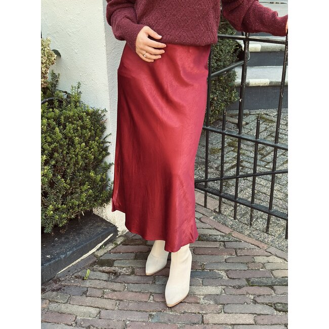 Smashed Lemon Smashed Lemon Jolijne satin skirt bordeaux red