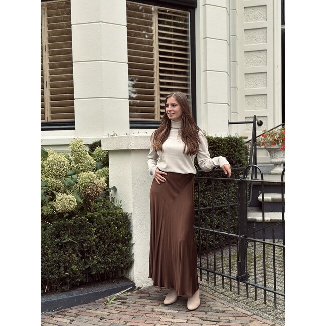 Roanne turtleneck beige
