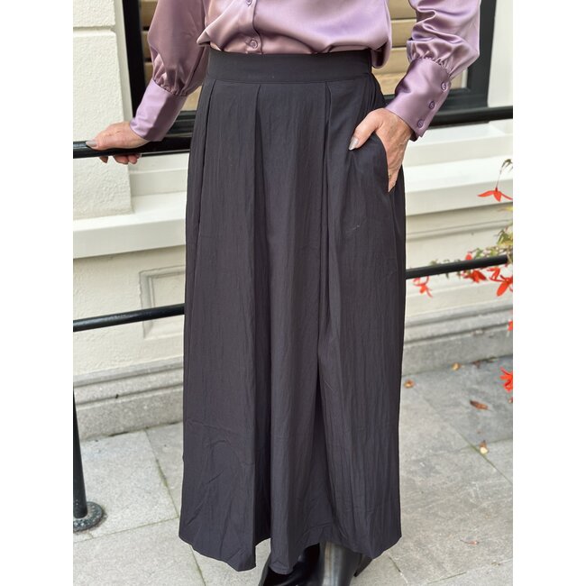 Joeline long skirt black