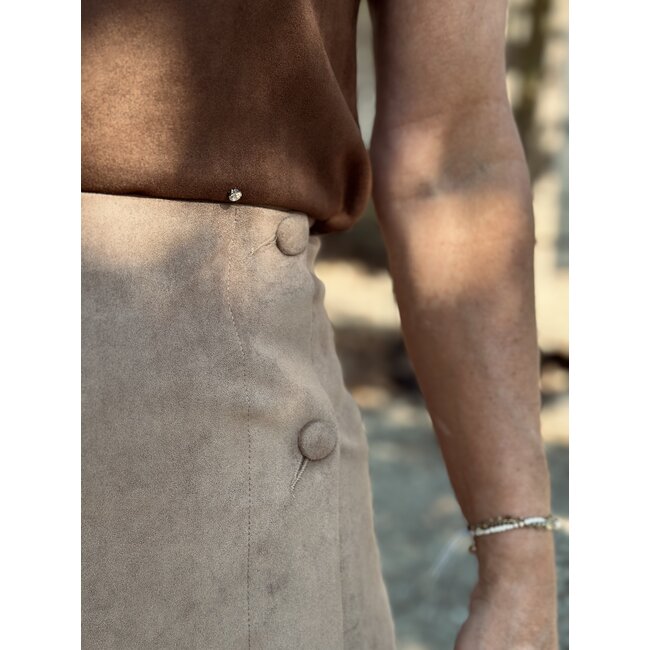 Hilda skirt suède beige