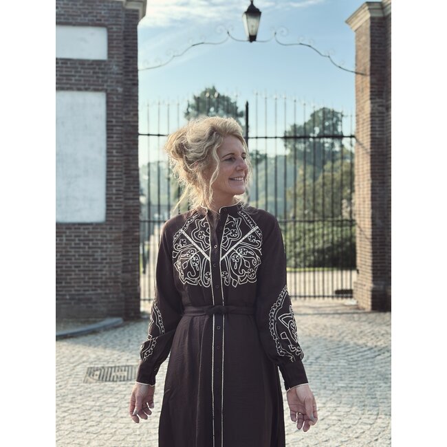 Janetta long dress dark brown/ beige print