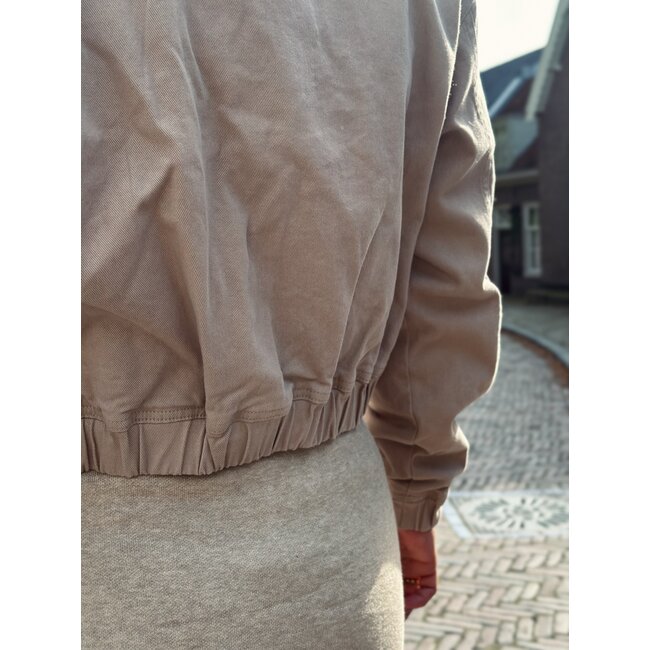 Elvira Elvira Jenny bomber jacket beige