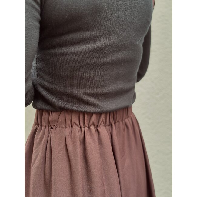 Thara long skirt bordeaux red