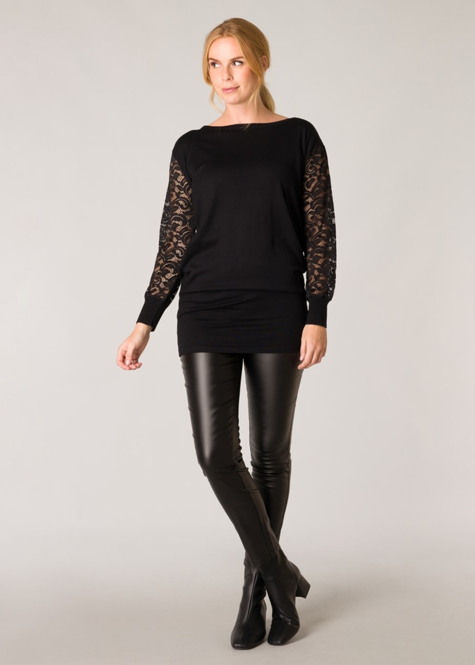 YEST Chloe trui kant - Black