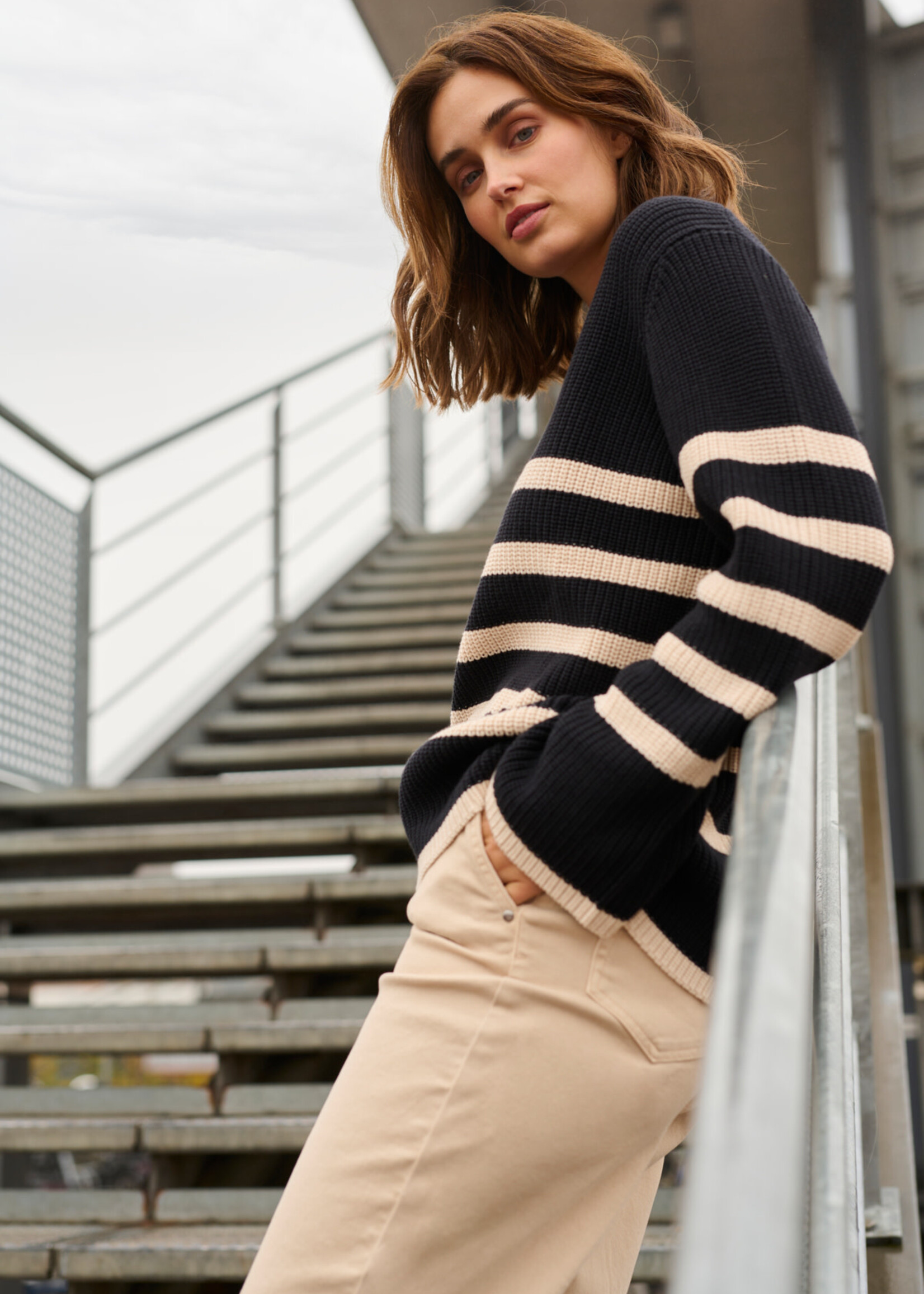 KAFFE Irina knit pullover - Black sand stripe