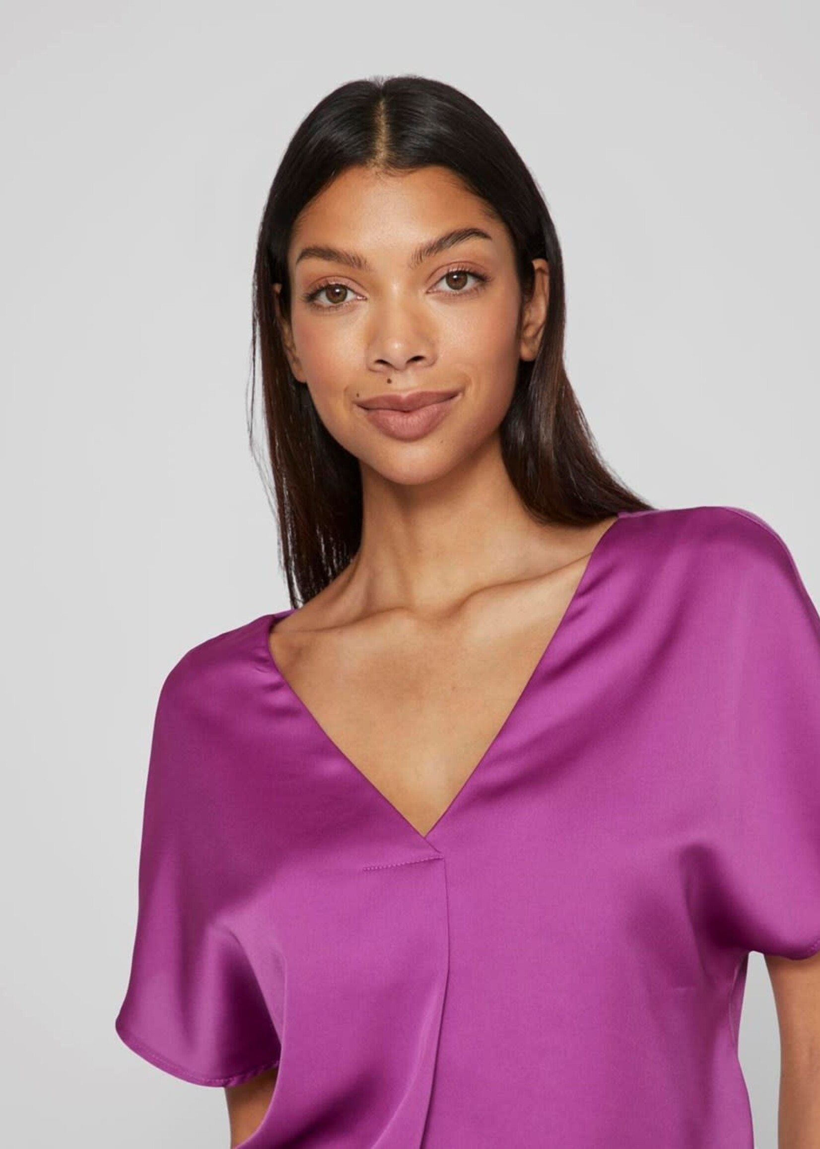VILA Ellette v-neck satin top - Cattleya orchid