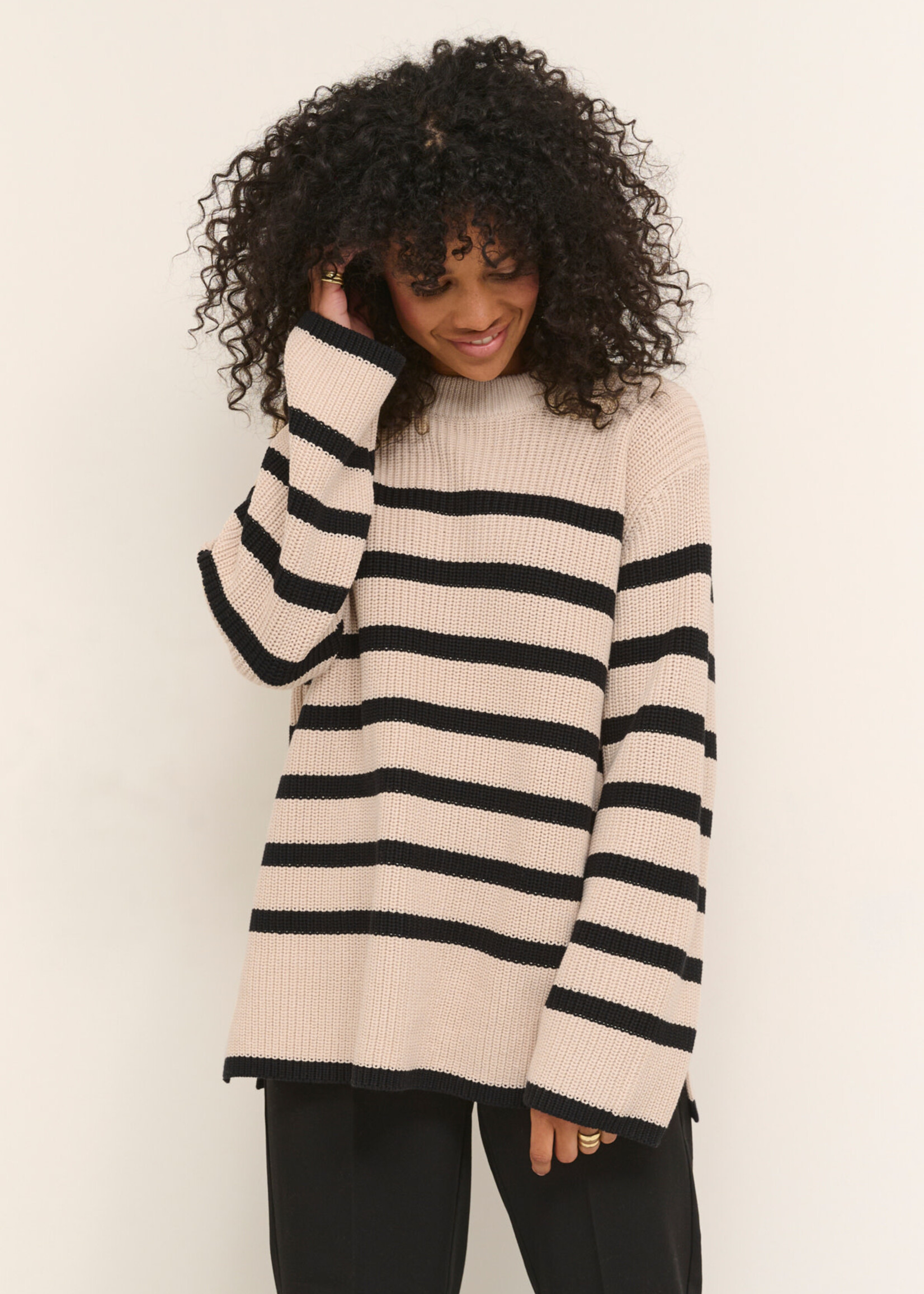 KAFFE Cilla knit pullover - Sand dollar & black stripe