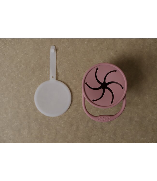 Snacking Cups With Clip On Lid