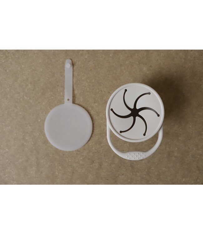 Snacking Cups With Clip On Lid