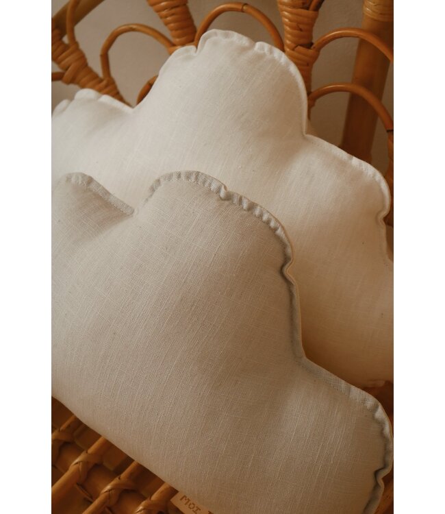 Sierkussen wolk in zand, linnen