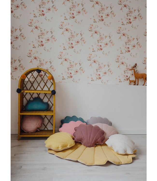 Sierkussen schelp in wit, linnen