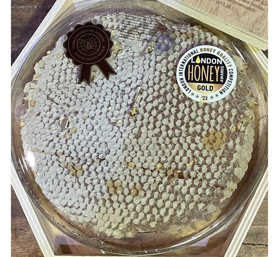 KAMPANYA-Tulliana Premium Polifloral (Çok Çiçekli) Organik Bitlis Karakovan Balı 1100-1300g ((Altın Bal Ödüllü)