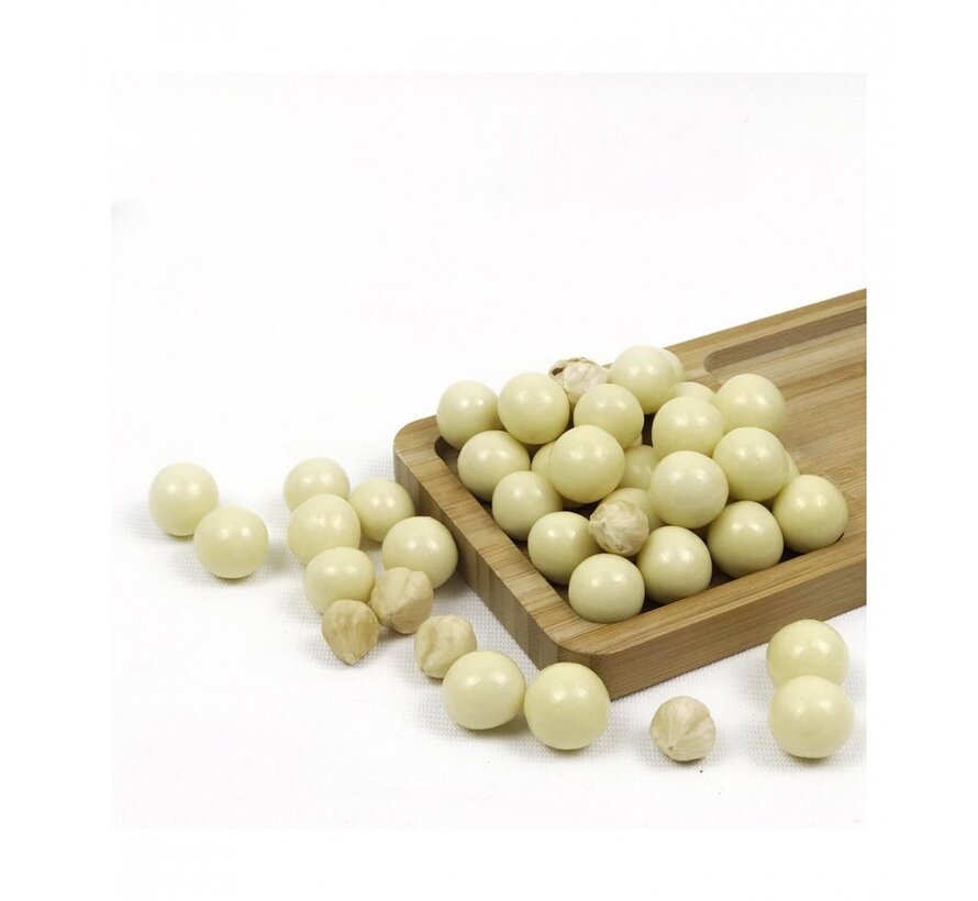 Hazelnoot Dragee Bedekt met Witte Chocolade 250 g