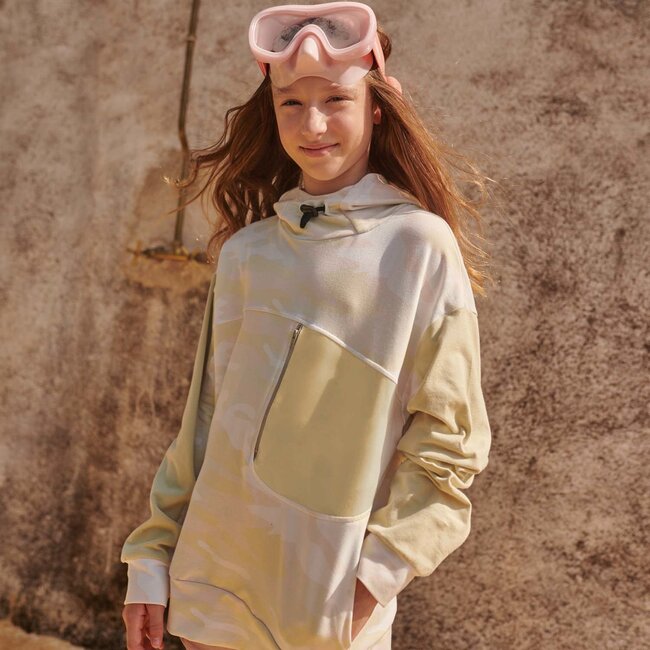 Ice cream camouflage - summer sweat