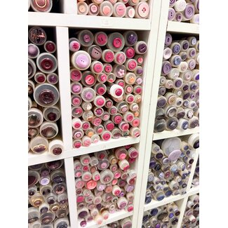 Knopen fuchsia tinten