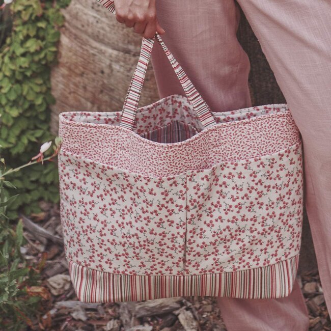 Recycled canvas print - summer leaves