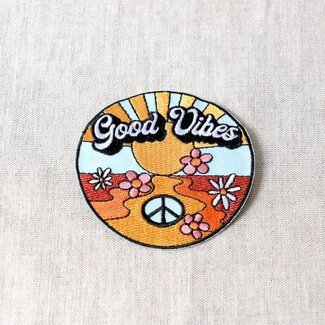 Strijkapplicatie good vibes (per 1 stk)