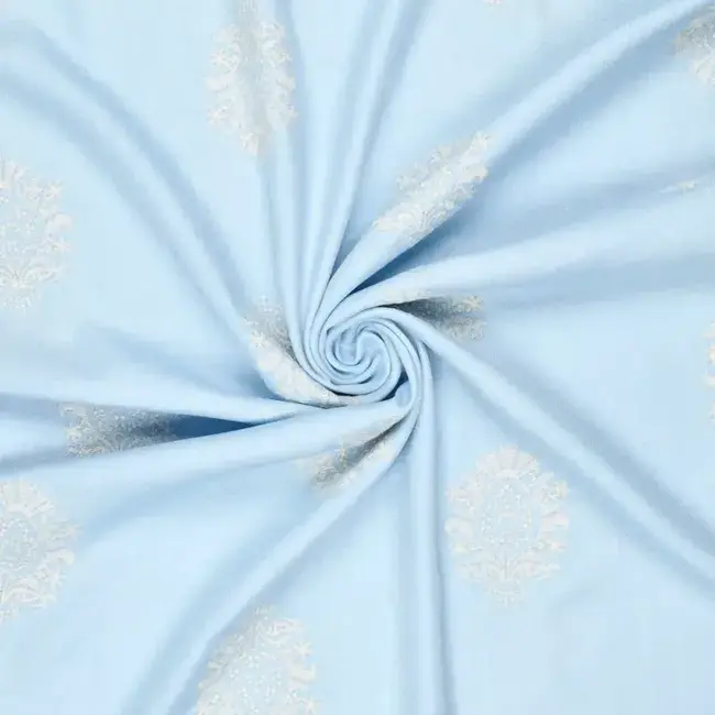 Embroidery airflow - sky blue