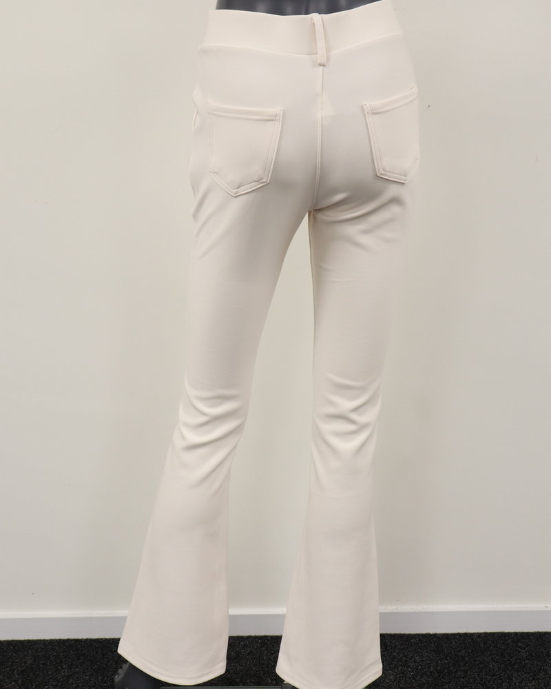 Comfi pantalon flair off-white