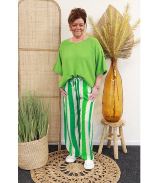 Oversized trui "Fijn gebreid" lime groen