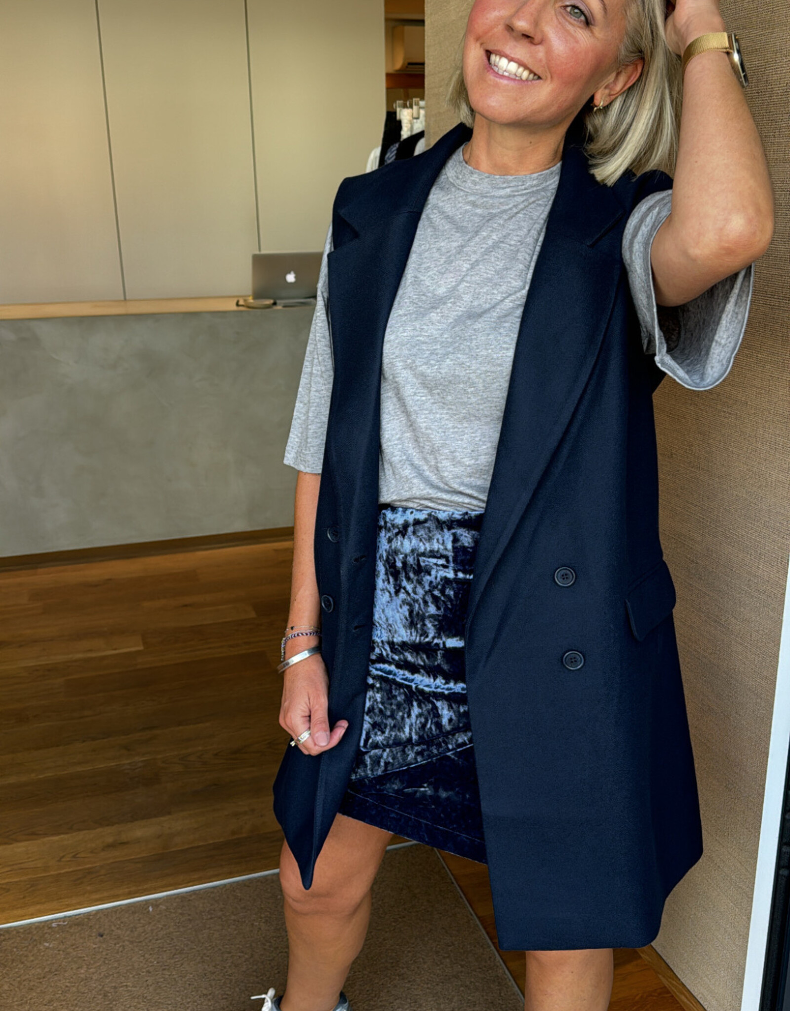 Iben Shine Skirt Velour Ashy Blue