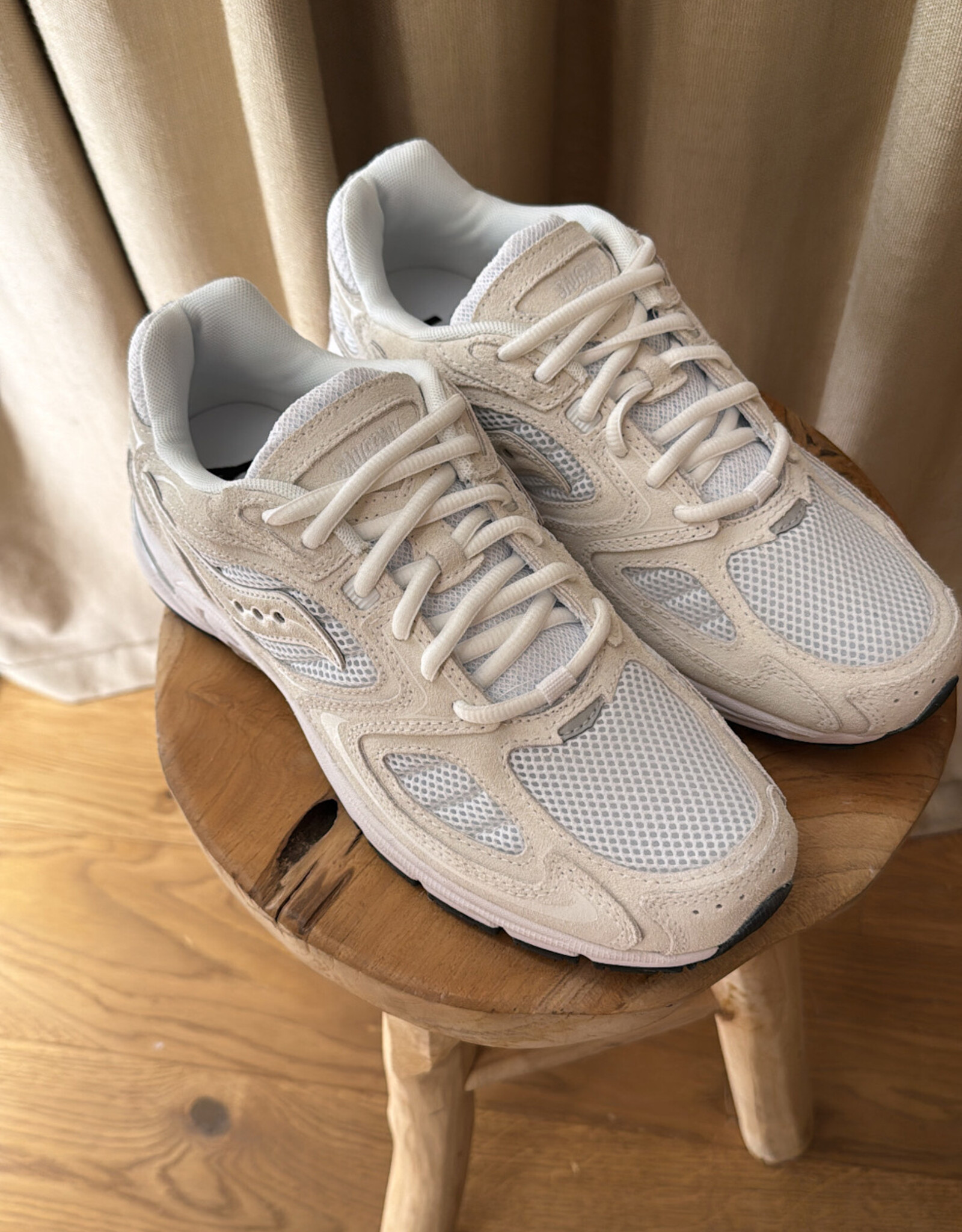 Saucony Grid Jazz 9 Off White