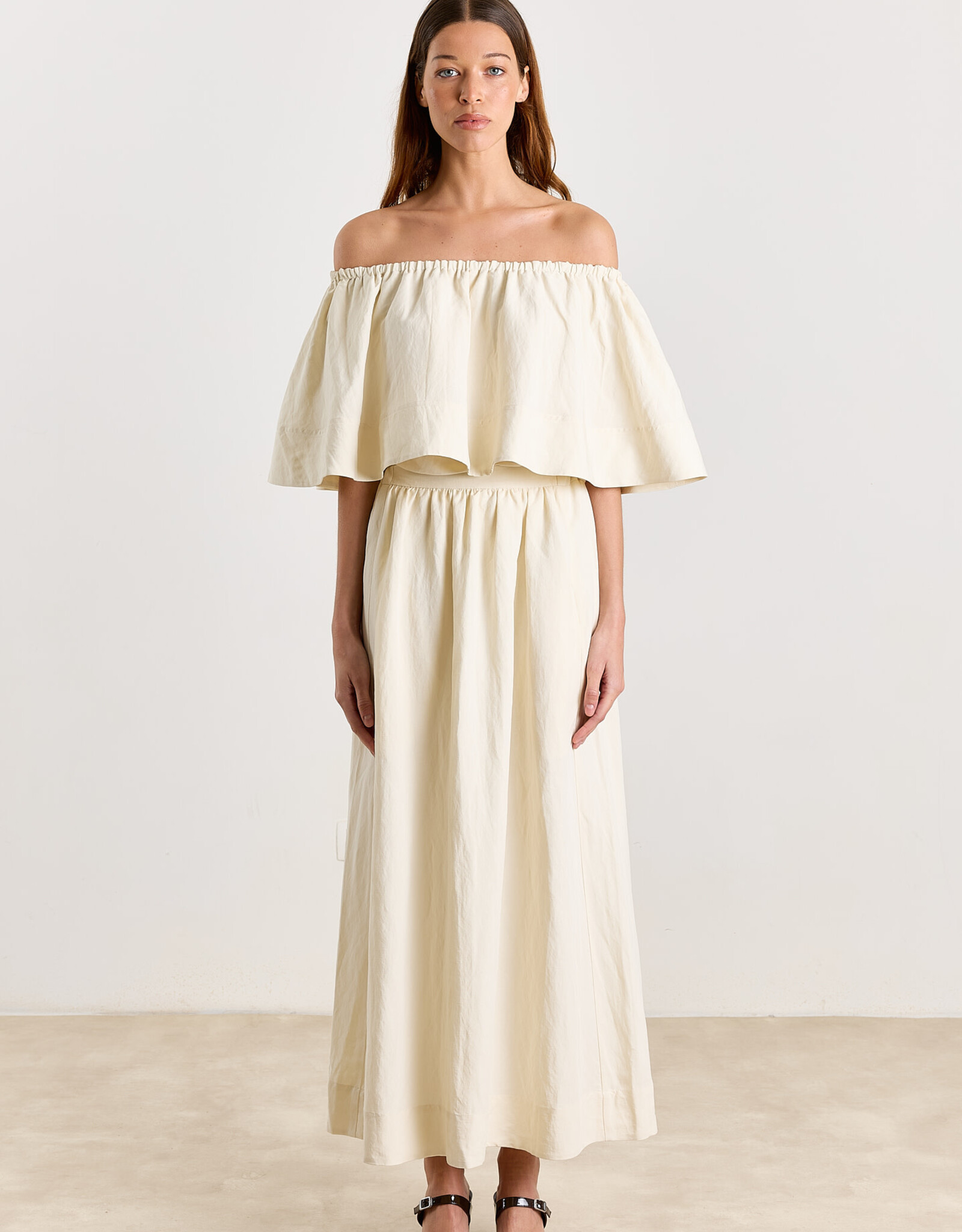 Studio Clique Julia Skirt Off White