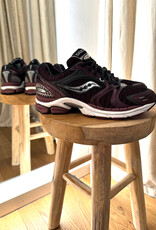 Saucony Progrid Triumph 4 Maroon Black Rouge Foncé