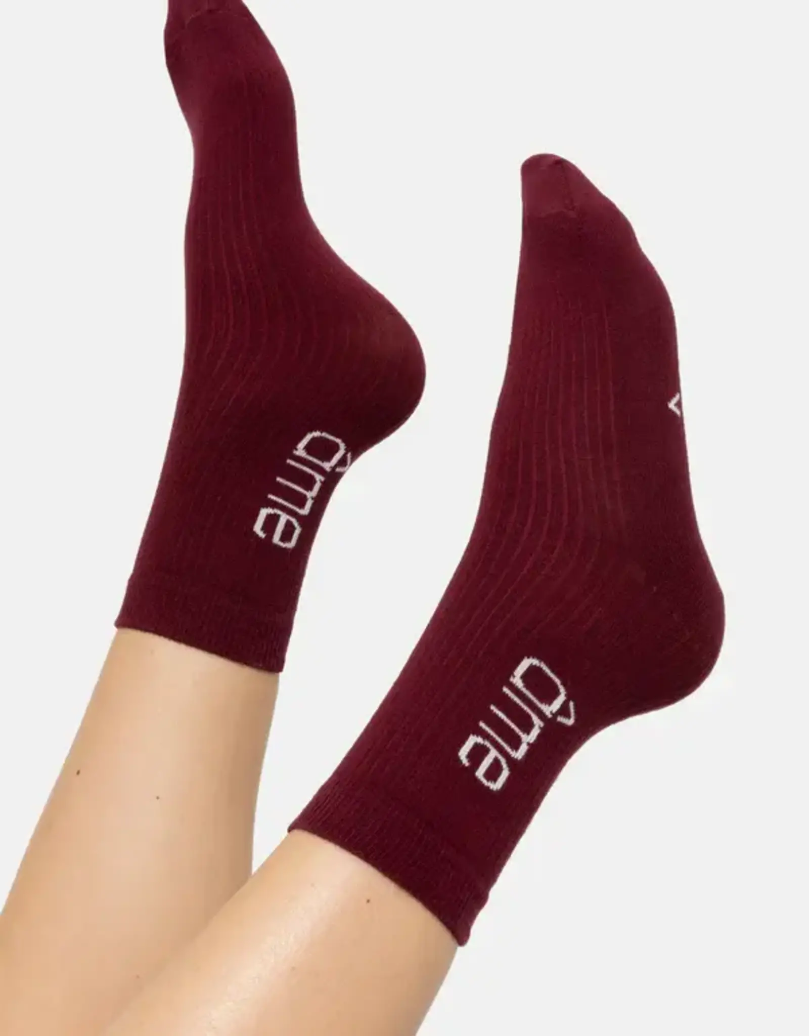 Âme Kourt Socks Plum White