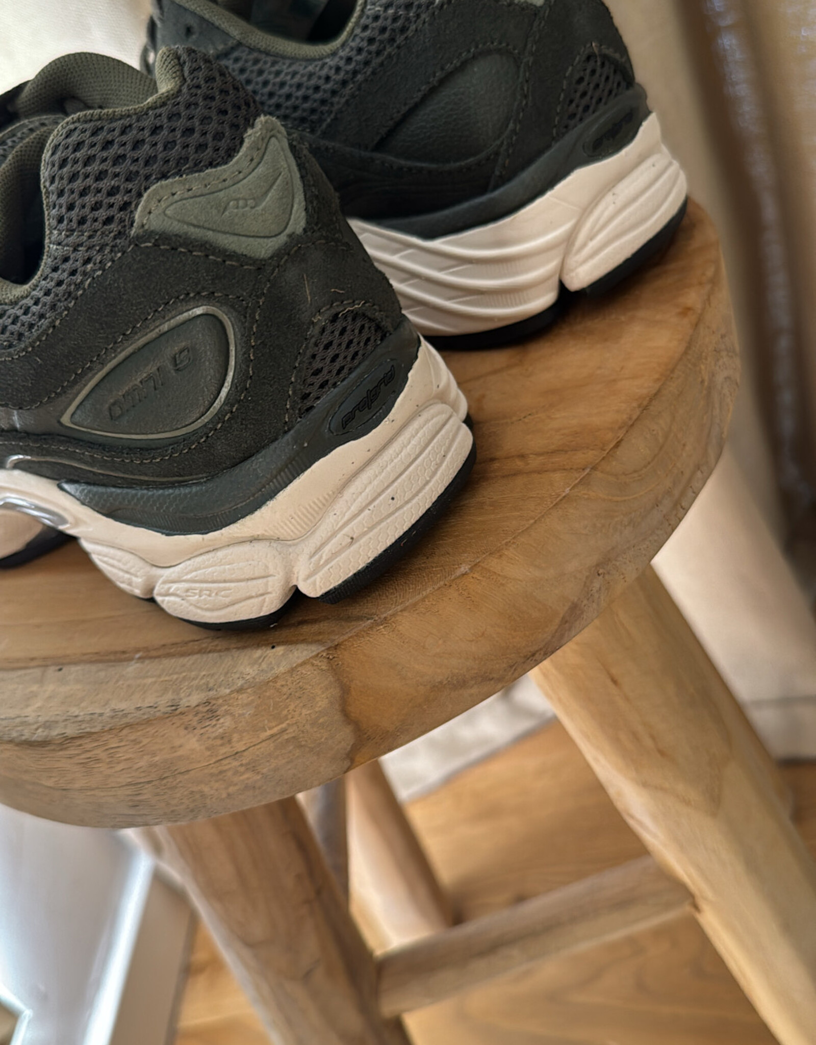 Saucony Progrid Omni 9 Green