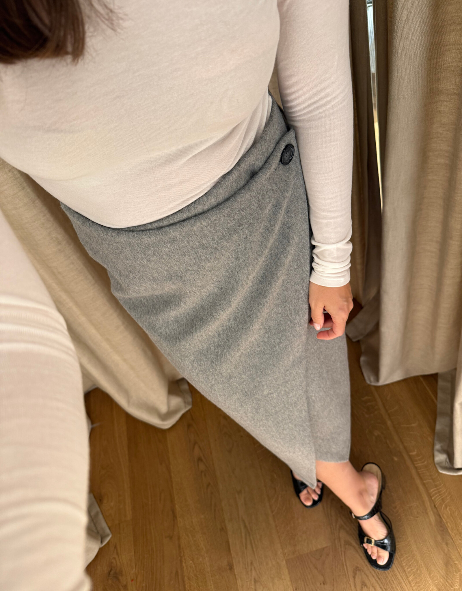 Liv The Label Jana Skirt Mid Grey