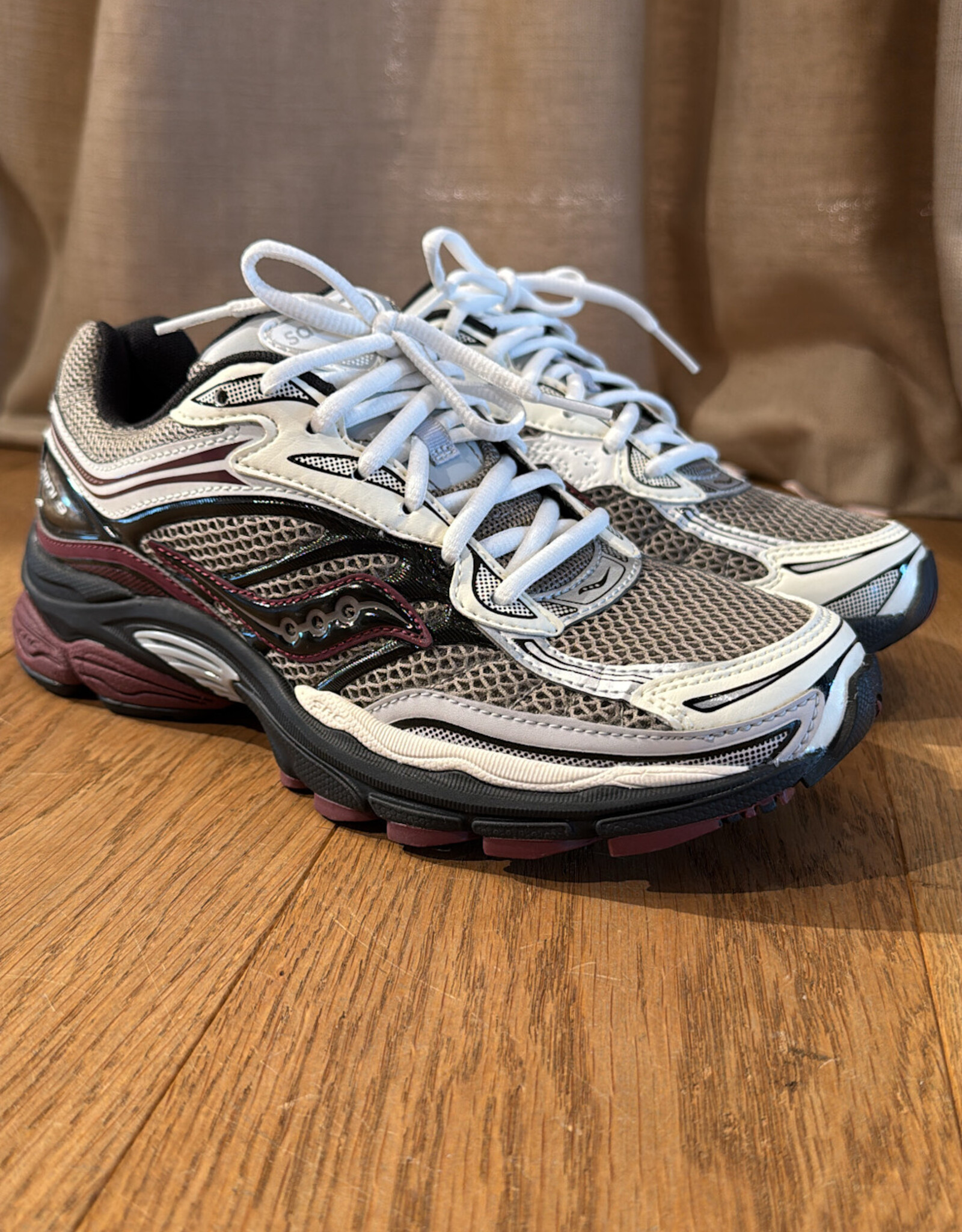 Saucony Progrid Omni 9 Tan Maroon