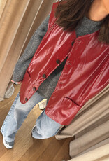 Studio Clique Tiany Vest Red