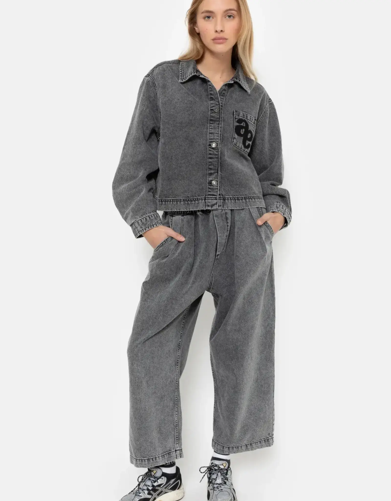 Âme Kick Pants Grey Denim