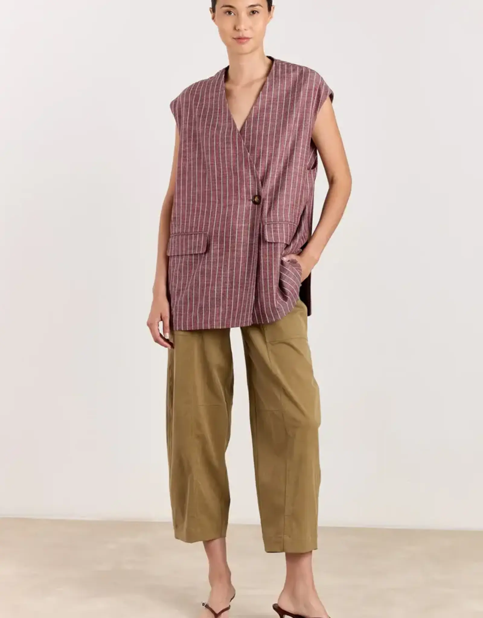 Studio Clique Judith Pinstripe Cranberry One Size