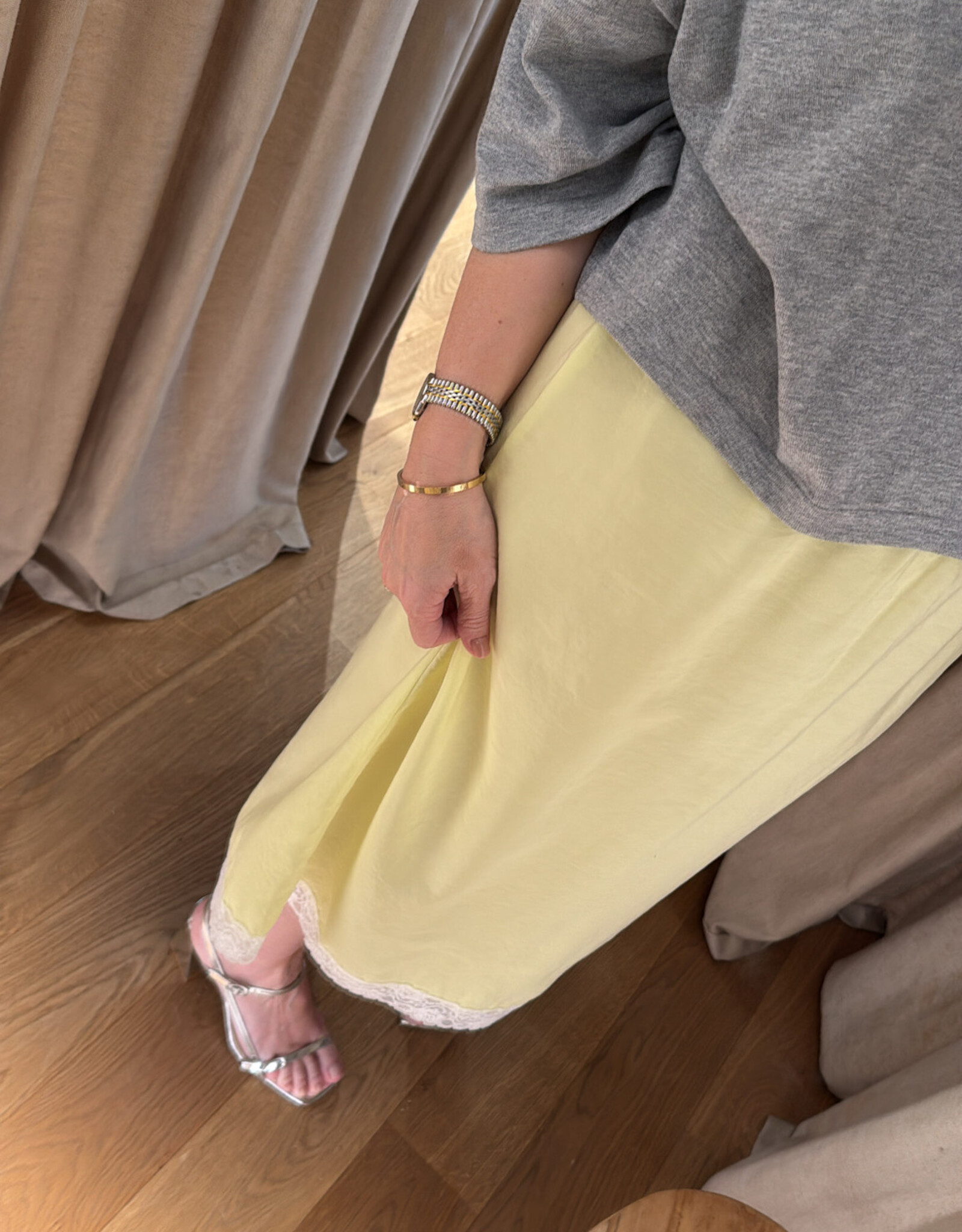 Raff Collective Nicky Long Lemon