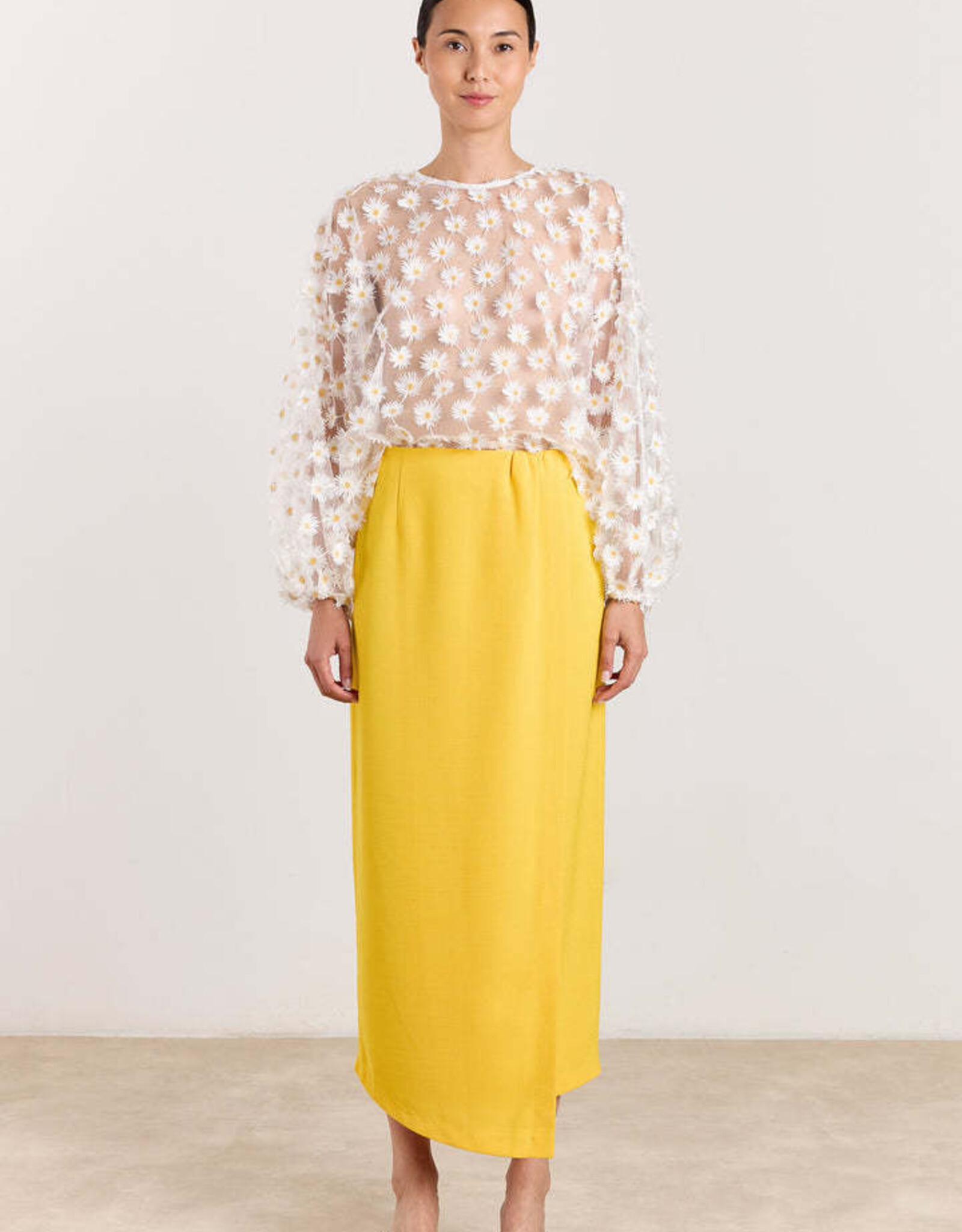 Studio Clique Ivy Uni Textured Woven Limoncello