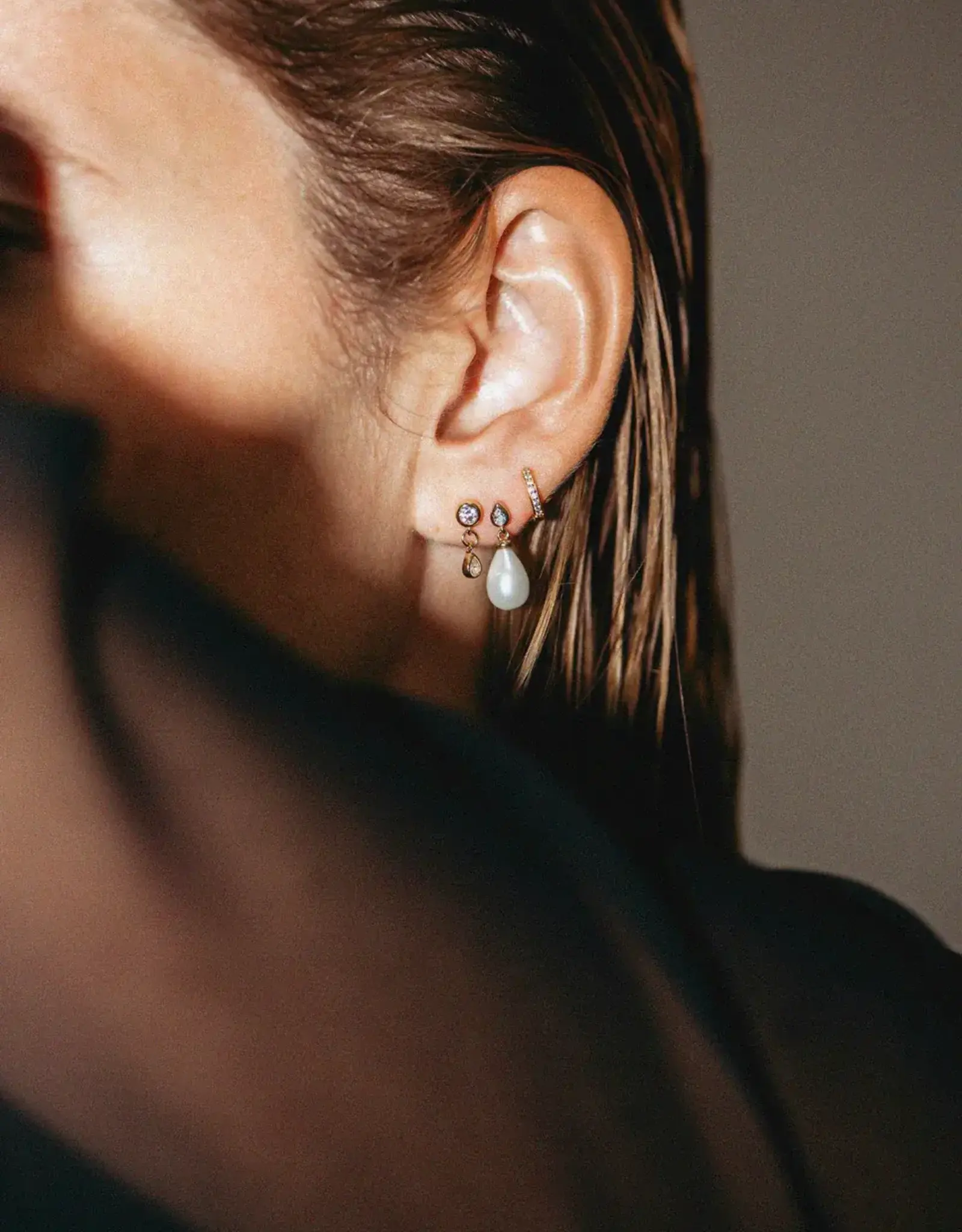 Bobby Rose Classic Hoop White Small Gold