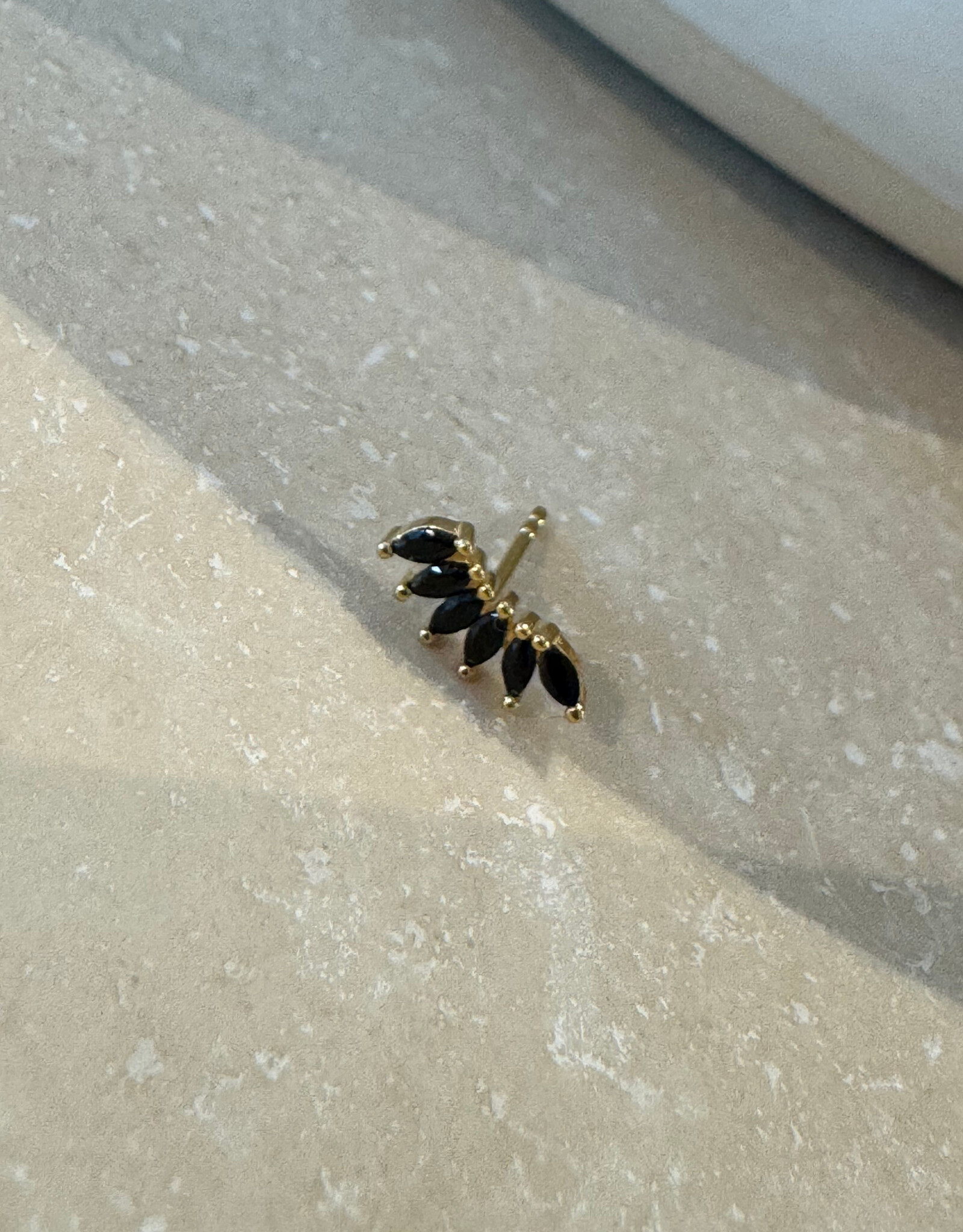 Bobby Rose Big Flower Black Stud Gold