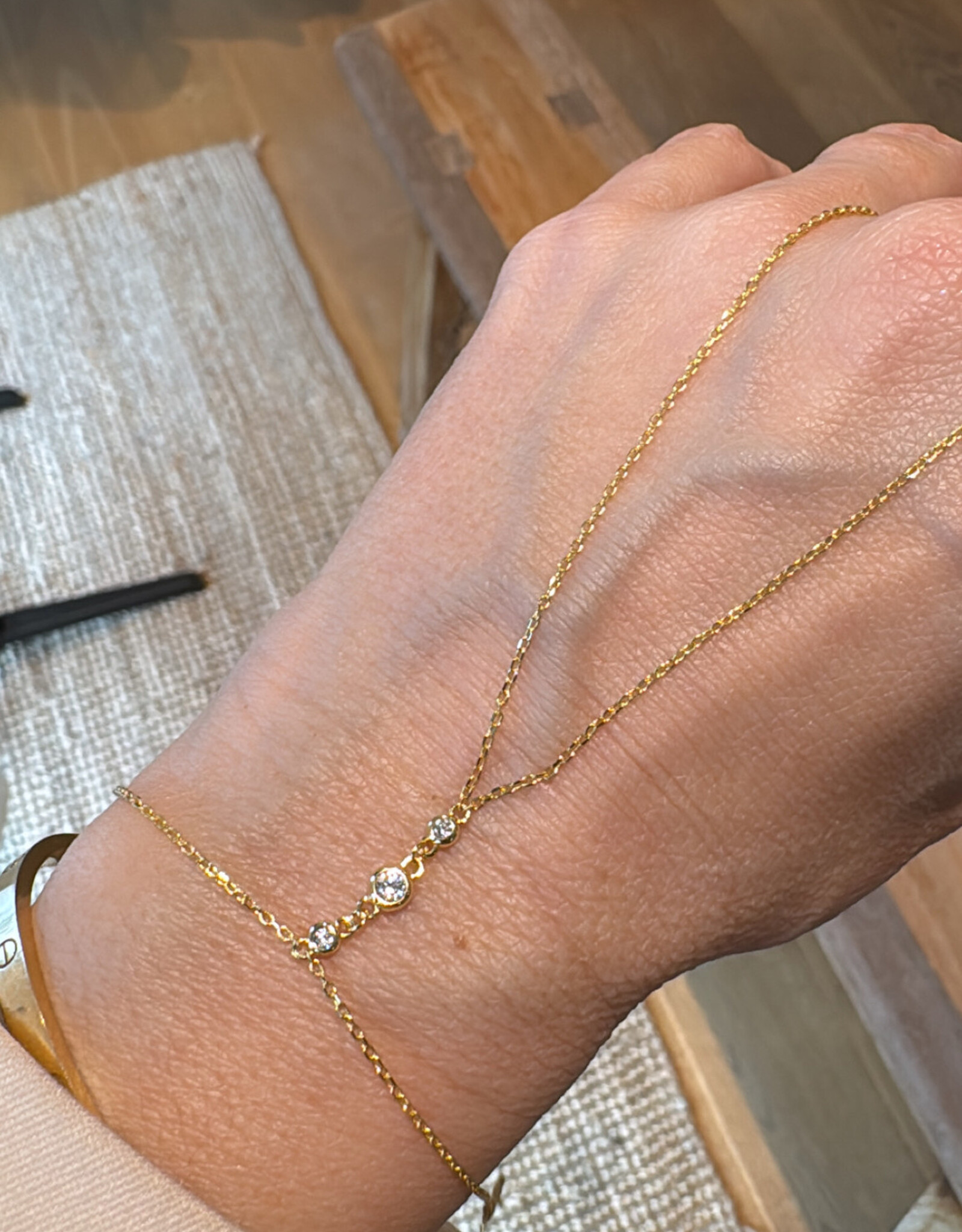 Bobby Rose Luxe 3 Stones Handbracelet