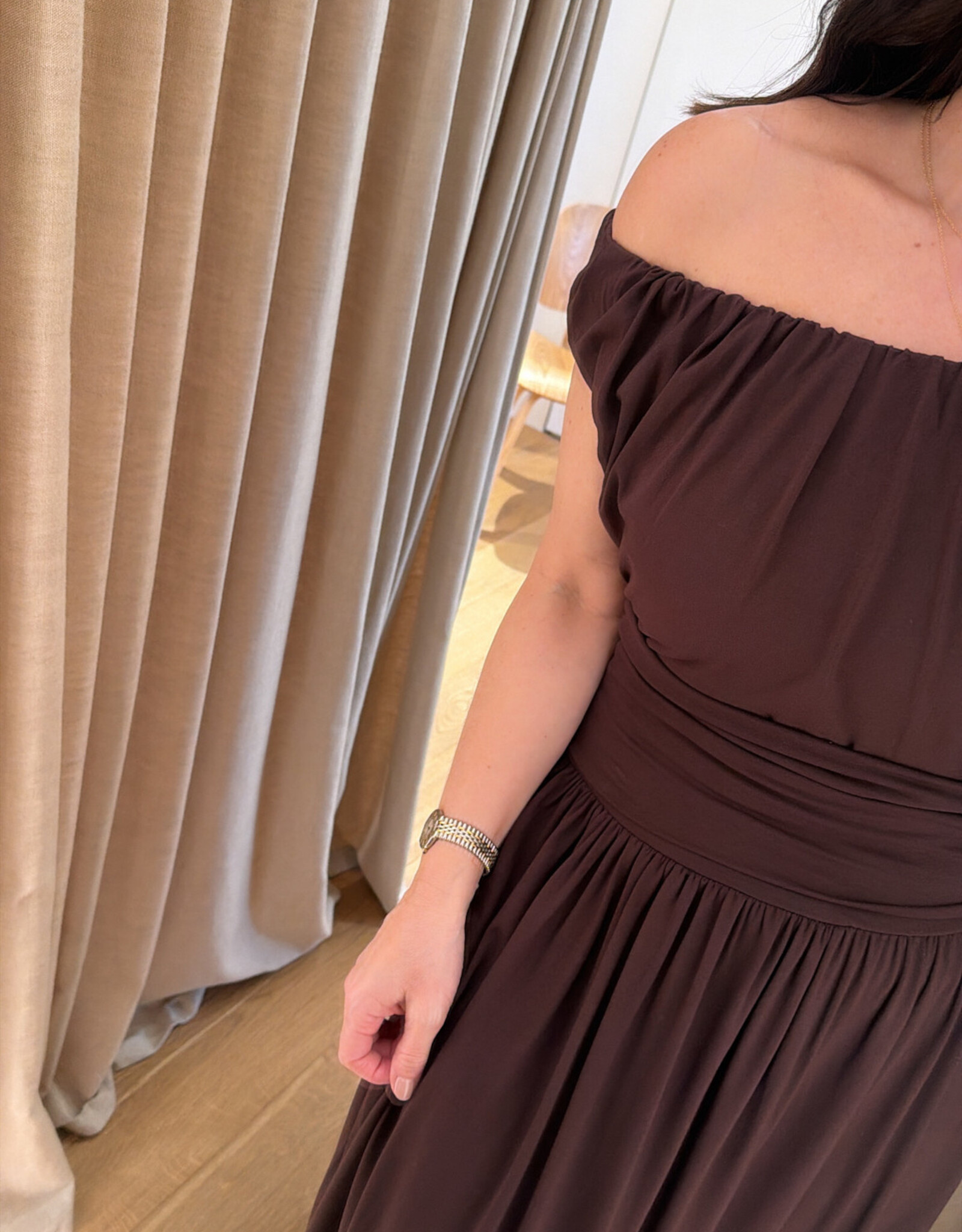 Viveh Nia Coffee Top